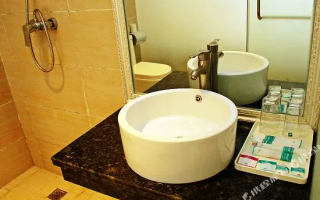 Lixiang Express Hotel