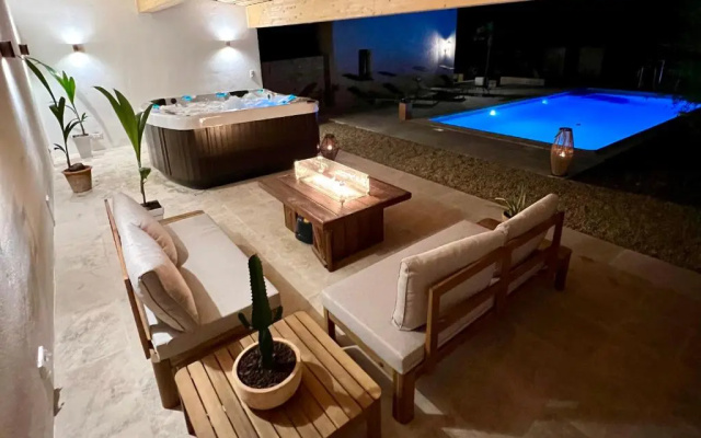 Studio Avec Jacuzzi Et Piscine (Adults Only)
