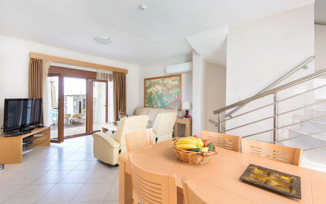 Horizon Line Villas