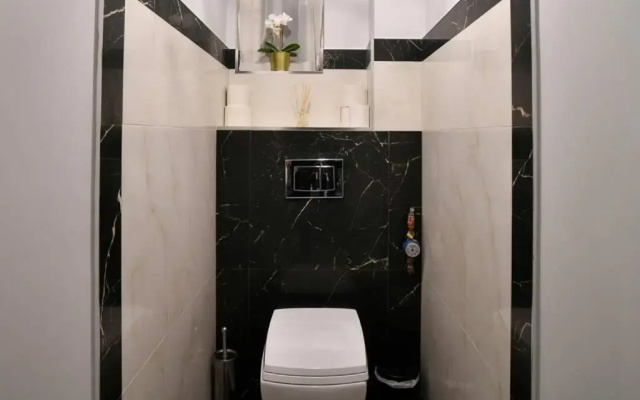 Luxuryflat Near Centre On118 Sqm, 3br,2bth,8bed,Ac