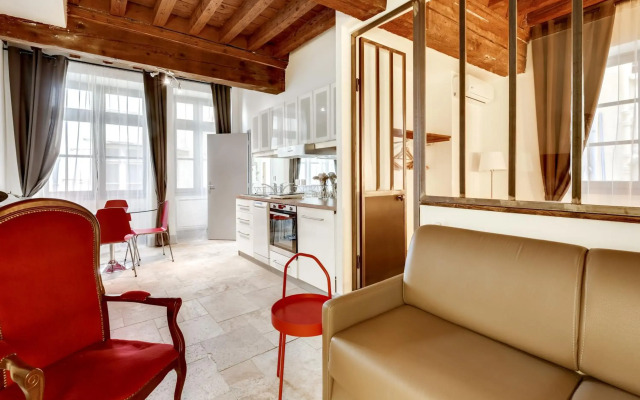 La Maison Debourg