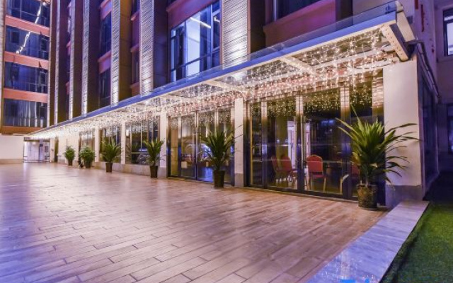 Lavande Hotel (Nanchong Xihua Normal University)