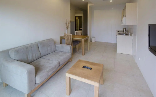 Seaview modern Apartment at Karon Hill
