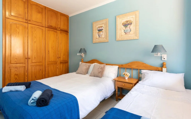 HomeLike Beach and Pool Caletillas Terrace Apartment & Wifi
