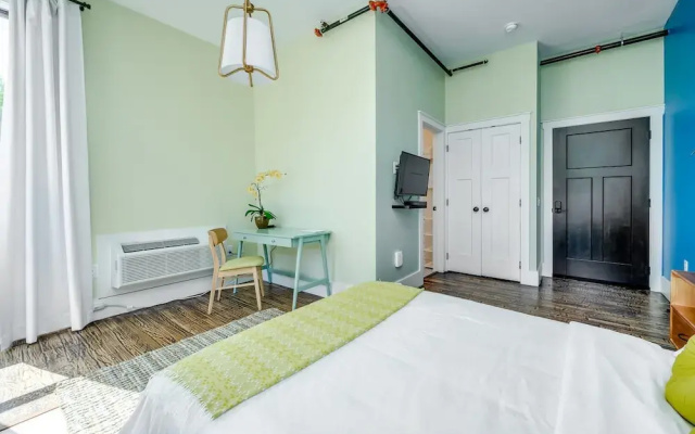 Private Suite in Historic Austin B&b: Sleeps 2!