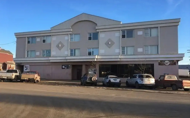 The Silverado Inn
