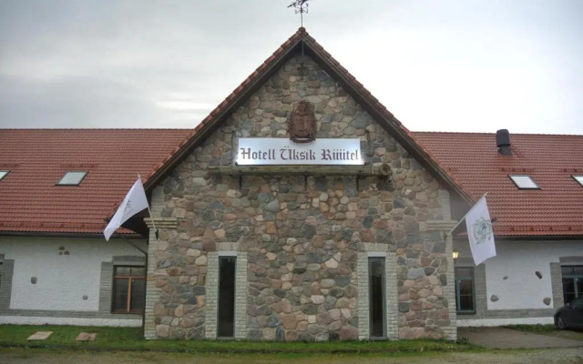 Üksik Rüütel Hotel