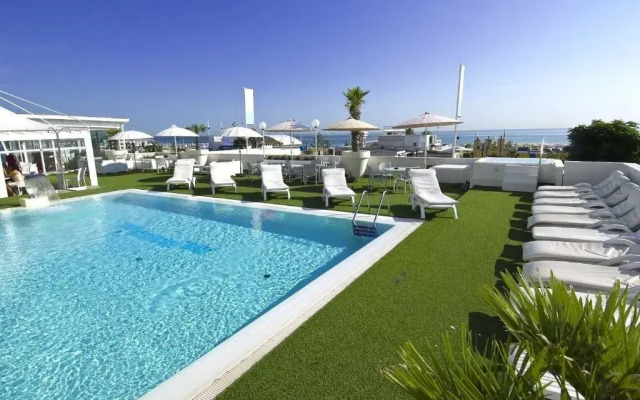 Hotel Mediterraneo