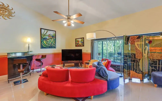Tropical Vibes! Riverfront Bonita Springs Hideaway