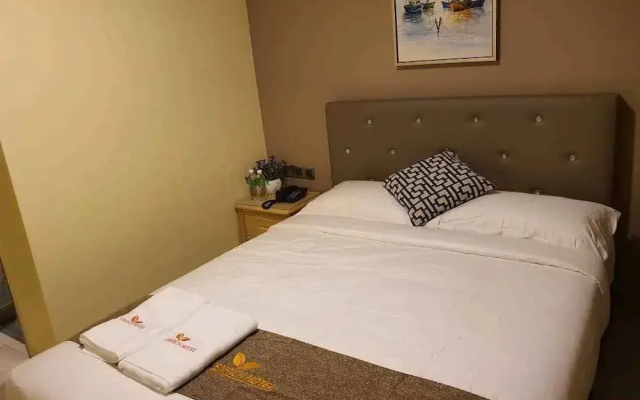 Enrich Hotel Shah Alam by uBook