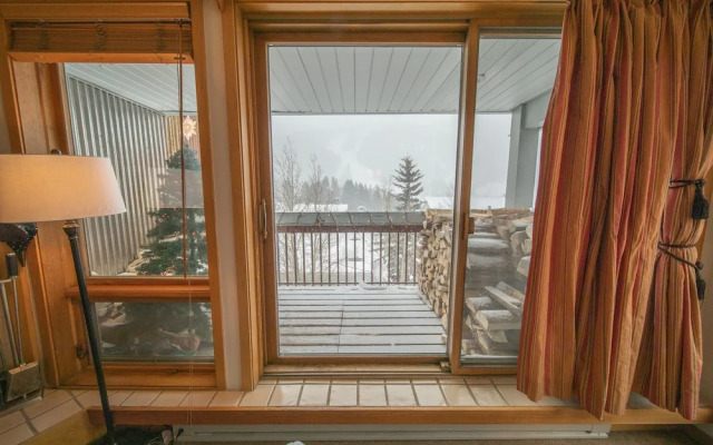Liftside 309 by SummitCove Vacation Lodging