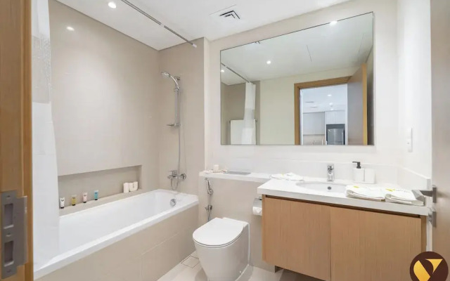 Vogue | Harbour Views Creek Harbour | Waterfront living