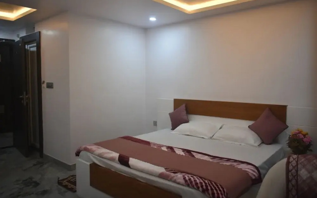 Hotel Neelkanth