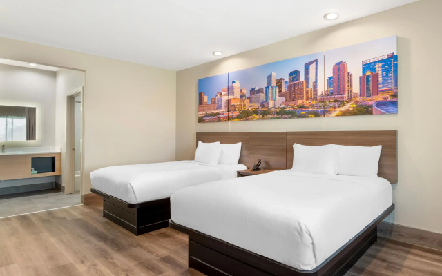 Clarion Pointe Spring - Houston North