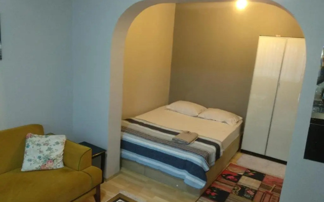 hygienic affordable central accommodation near metro