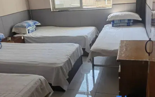 Qingdao Lianlian Hostel