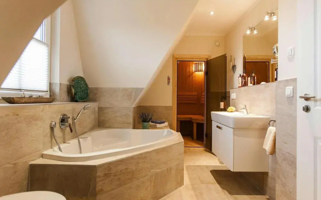 Komfortables Ferienhaus mit Sauna in Fuhlendorf