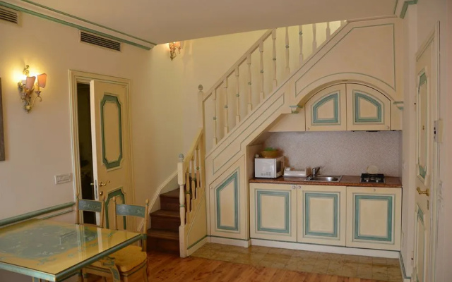 Villa Laguna Apartments