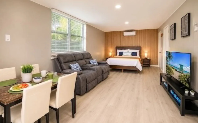 Modern Studio Private Parking Near Beach