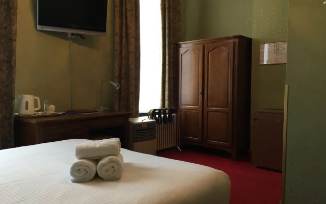 Station Hotel