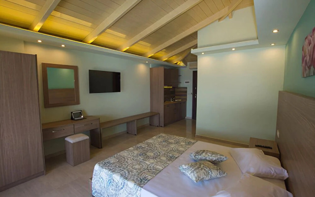 Koukis Holiday Club