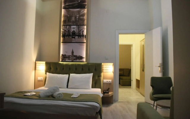 The Beyoglu House