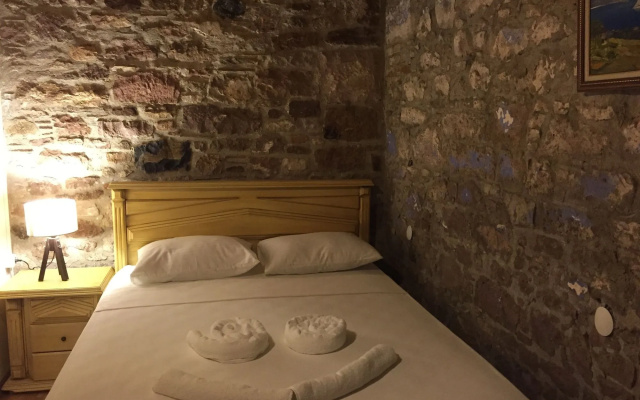 Cunda TheLara Otel