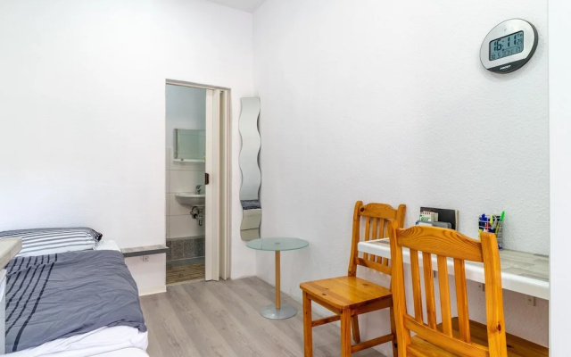 Private Apartment Kochstraße