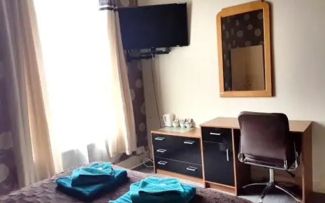 Amber Guesthouse