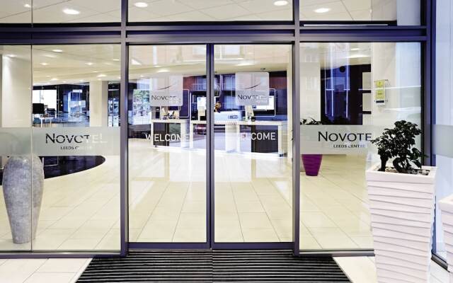 Отель Novotel Leeds Centre Великобритания, Лидс - отзывы, цены и фото номеров - забронировать отель Novotel Leeds Centre онлайн вид на фасад