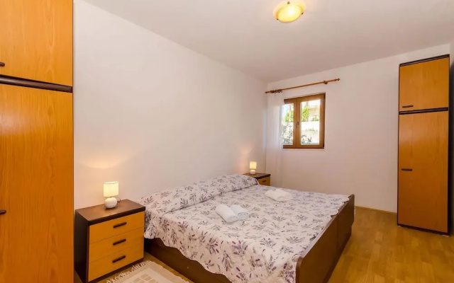 Apartment Lavcevic