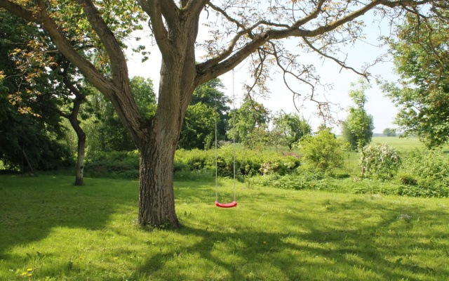 Lush Apartment in Steffenshagen with Garden