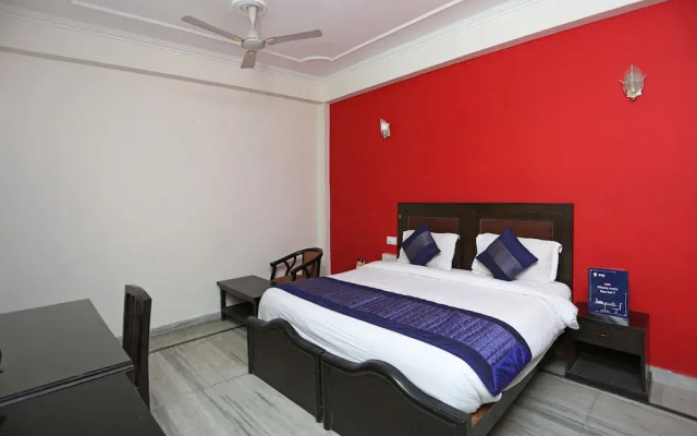 OYO 3251 Royal Inn