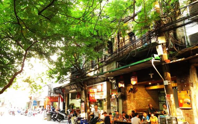 Hanoi Golden Hotel Нячанг вид на фасад