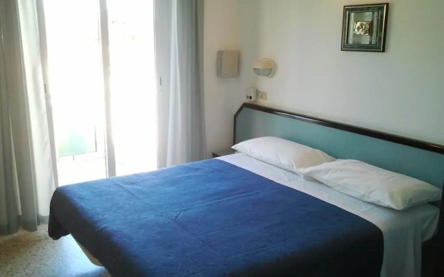 Hotel Caravelle