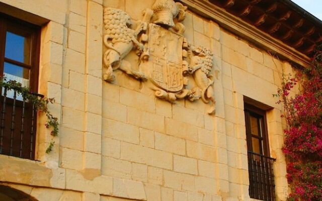 Отель Casona Las Cinco Calderas вид на фасад