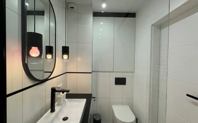 Aura 40 by Q4 Apartments