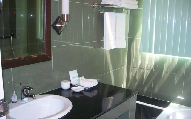 Kasem Garden Hotel Surin