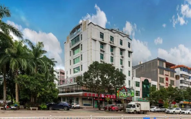 Elan Hotel