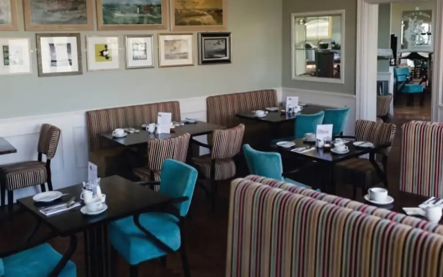 The George Hotel