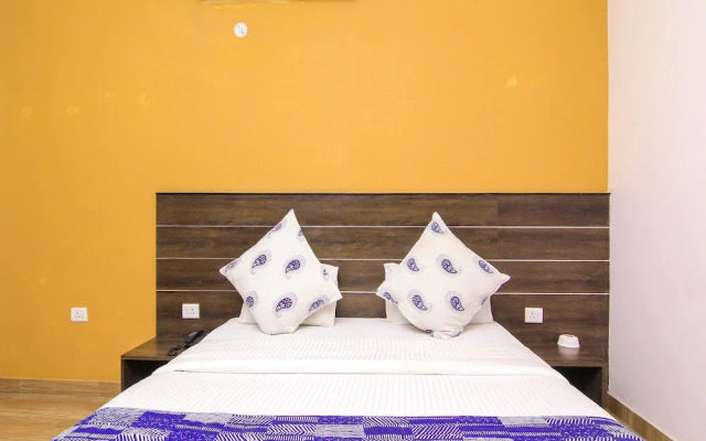 OYO 7018 IVY Boutique Stays