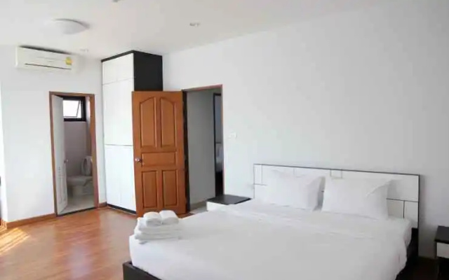 OYO 338 V-Twin Donjan Service Apartment