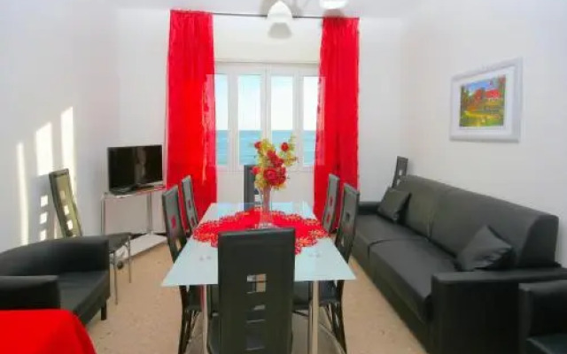 Terry Apartment