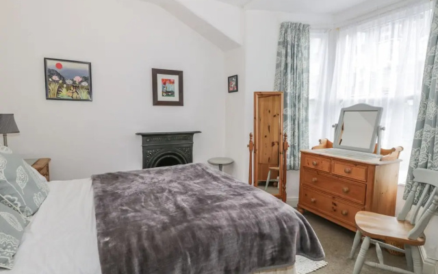 Honeysuckle Cottage