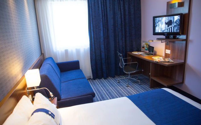 Holiday Inn Express Toulon - Est by IHG