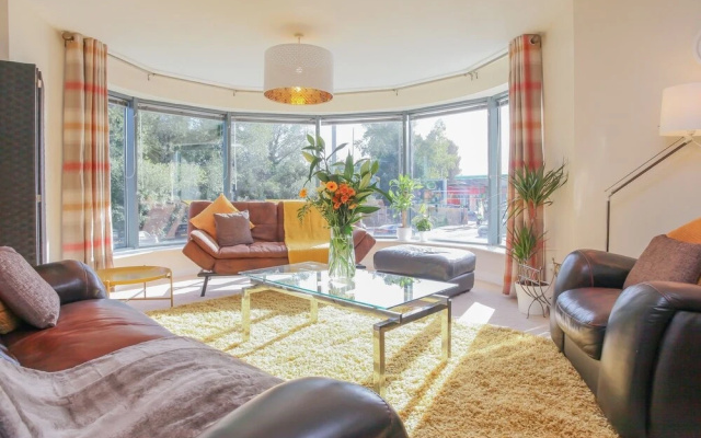 Royal Apartment Upper Lisburn Road
