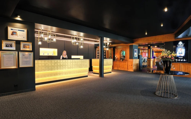 hotelImage