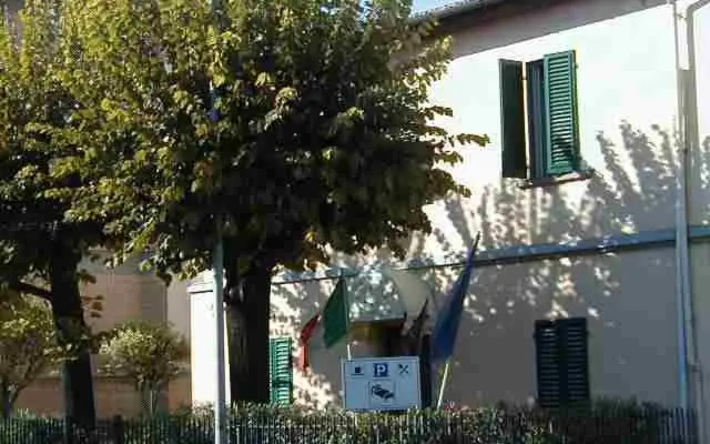 Scuole Bed and Car