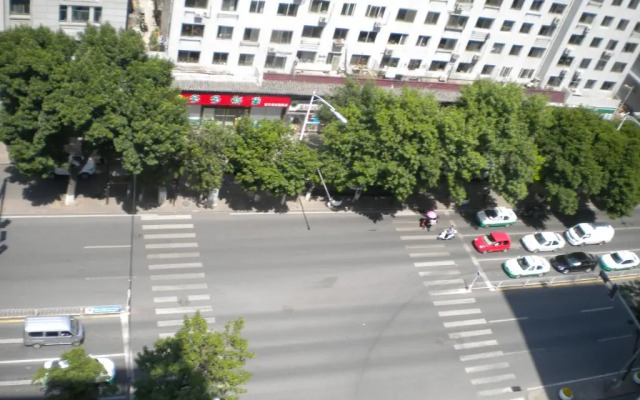 Chengde Mountain Resort Xinyu Apartment