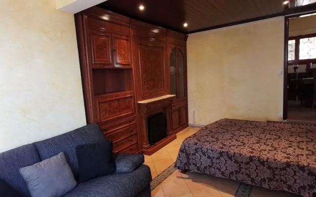Mansion Doryana